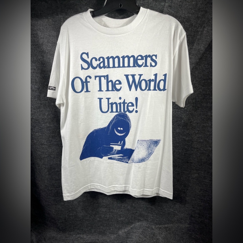 Made in paradise men’s medium scammer tee brand new no tags